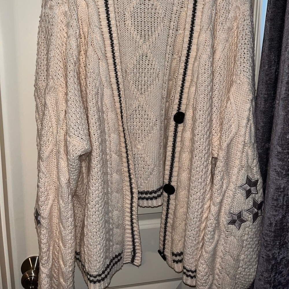 Taylor Swift Folklore Cardigan. Size XL-2XL